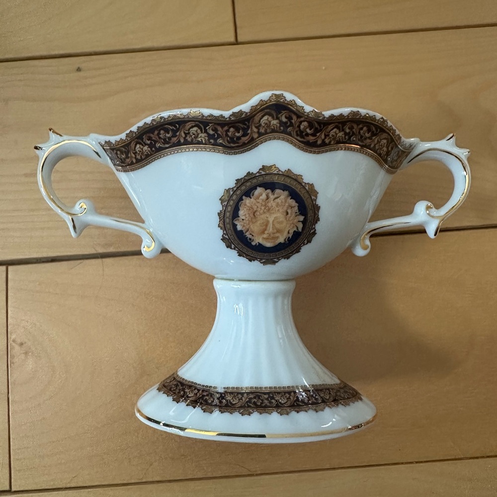 Vintage Bacchus T. Limoges Elegant White and Gold Porcelain Vase